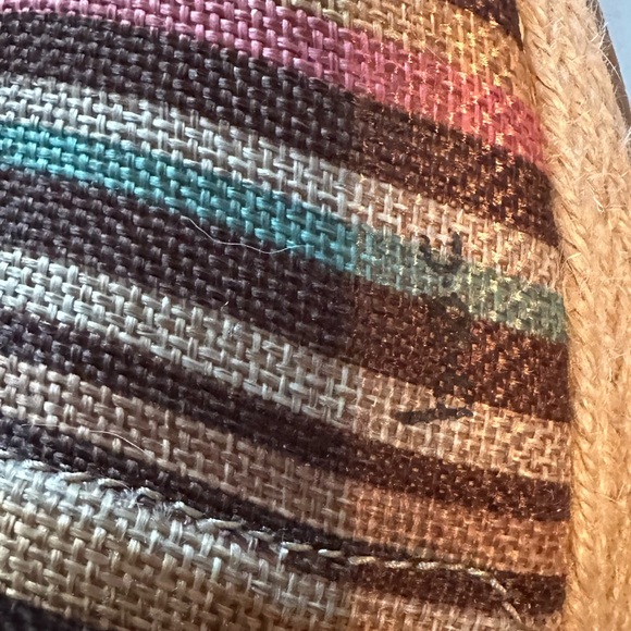 B.O.C. Born Concepts Franki Espadrilles Rainbow Stripe Canvas Shoes Wmn Size 8.5 - Picture 5 of 7